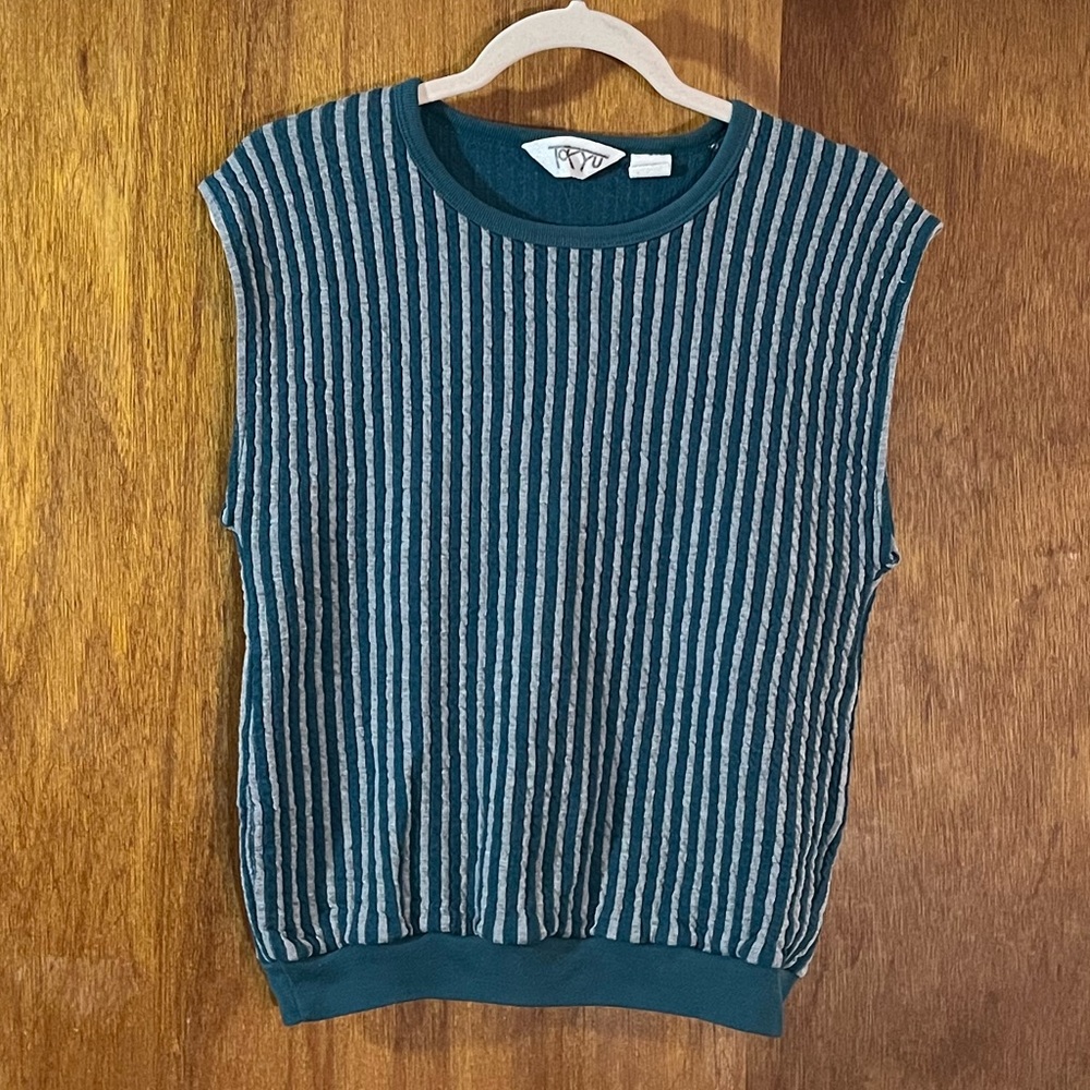 TOKYU Sleeveless Top Green & Gray Striped Sz S